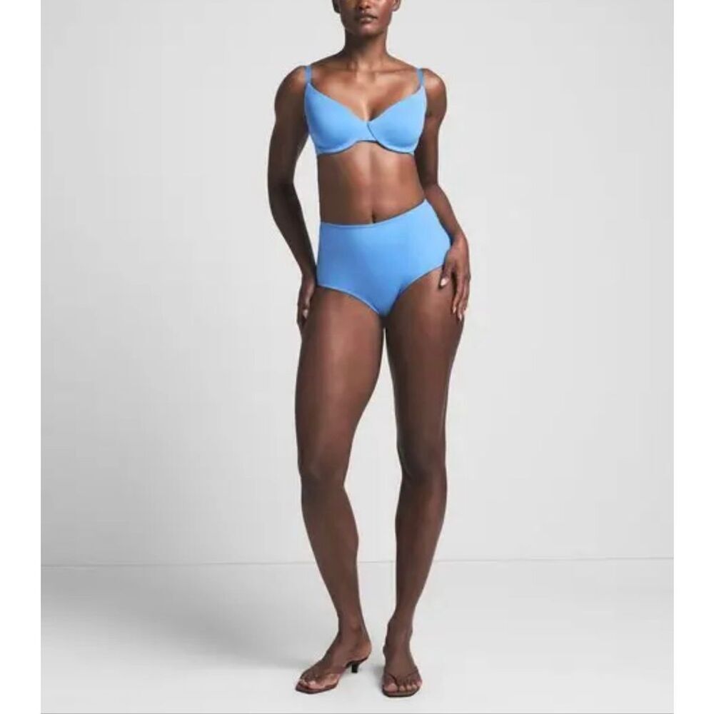 Skims Signature Swim Underwire Full Coverage Bikini | Blue in Small